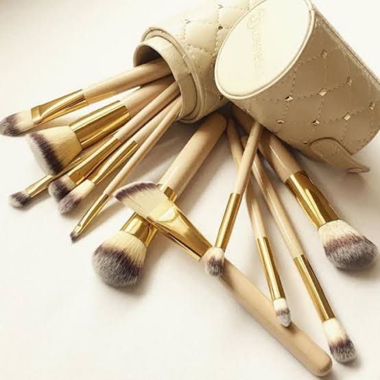 CuP Makeup Brush  12 Piece Makeup Brushes set